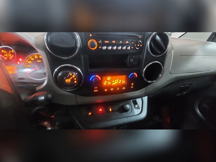 Citroen Berlingo 1.6 92CV foto 11